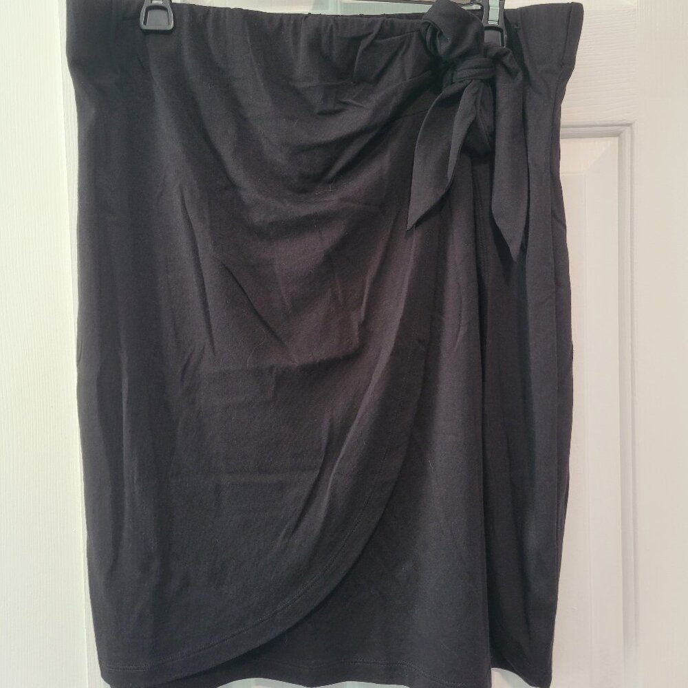 Calvin Klein black faux wrap skirt with bow, brand new NWT woman Large L